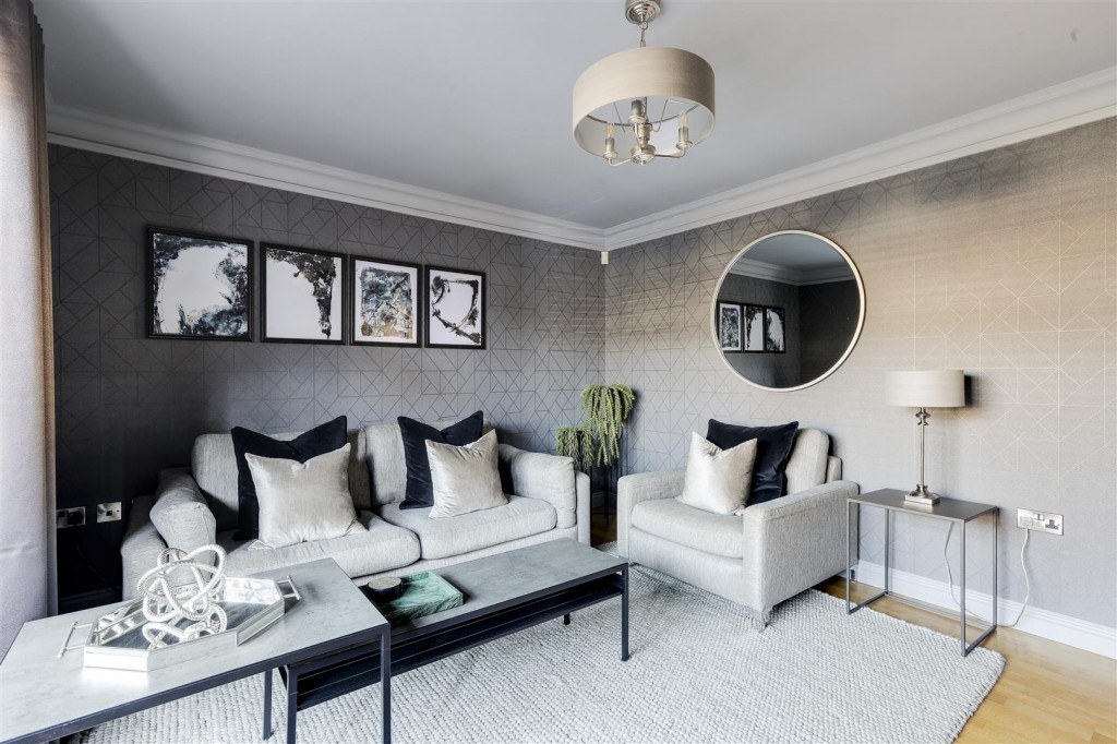 Ramsey Drive, Arnold, Nottinghamshire, NG5 6SD