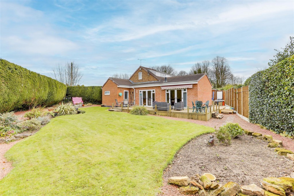 Abbey Close, Hucknall, Nottinghamshire, NG15 6PJ