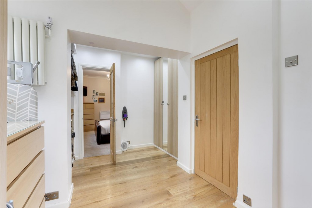 Abbey Close, Hucknall, Nottinghamshire, NG15 6PJ