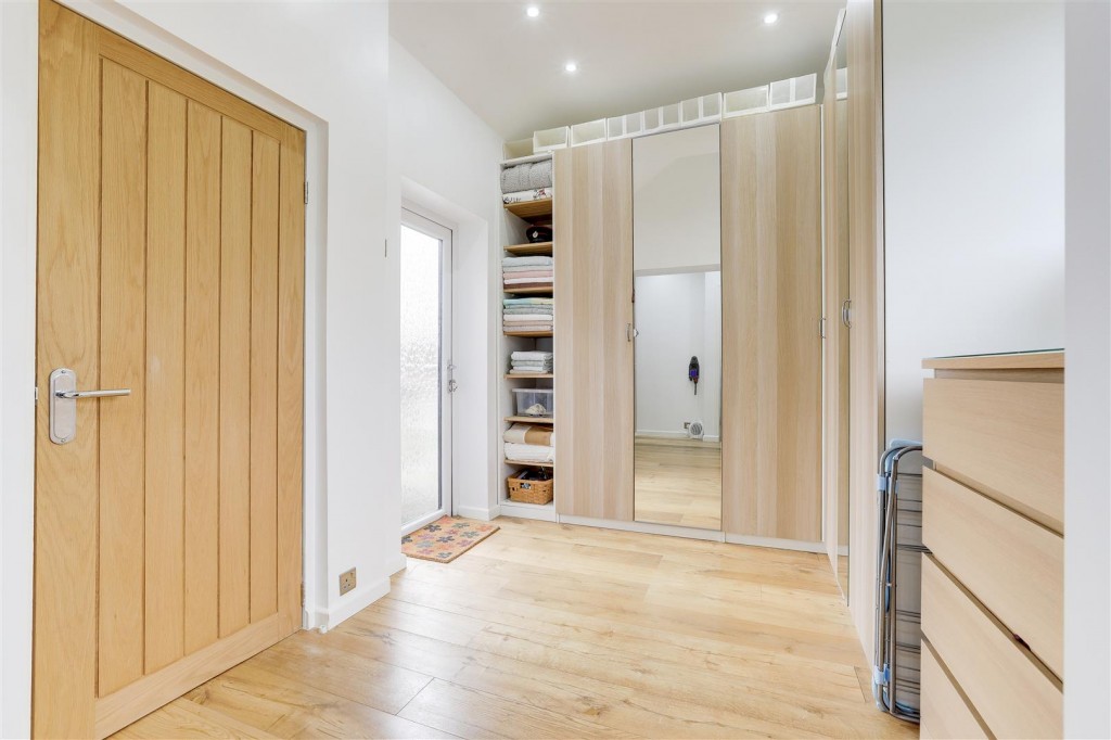 Abbey Close, Hucknall, Nottinghamshire, NG15 6PJ