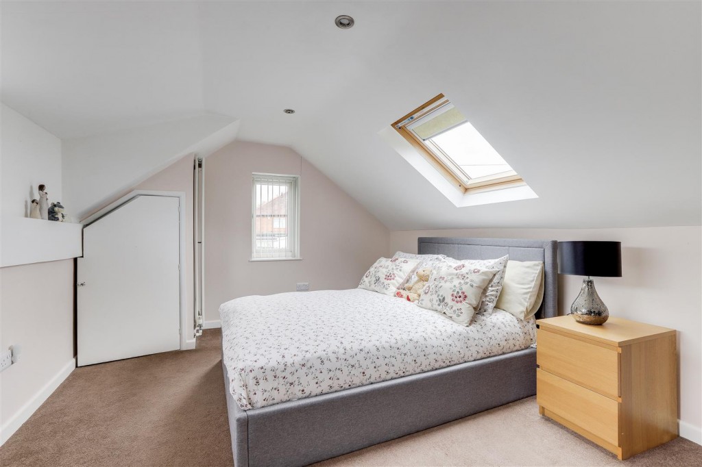 Abbey Close, Hucknall, Nottinghamshire, NG15 6PJ