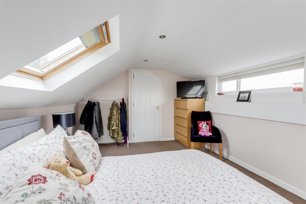 Abbey Close, Hucknall, Nottinghamshire, NG15 6PJ