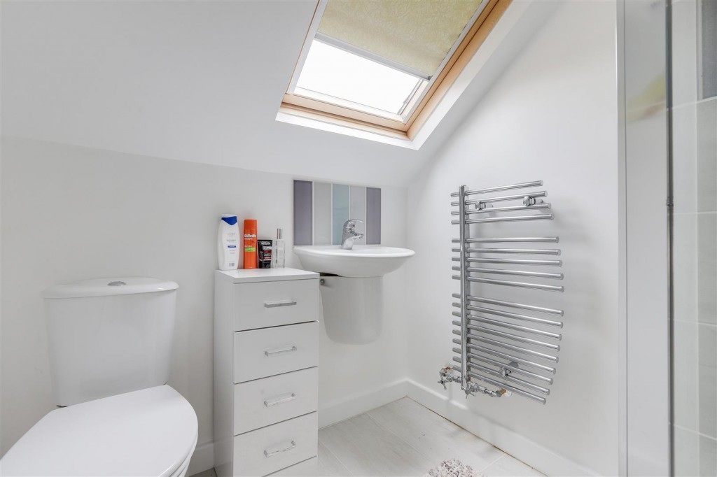 Abbey Close, Hucknall, Nottinghamshire, NG15 6PJ
