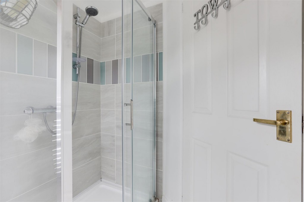 Abbey Close, Hucknall, Nottinghamshire, NG15 6PJ