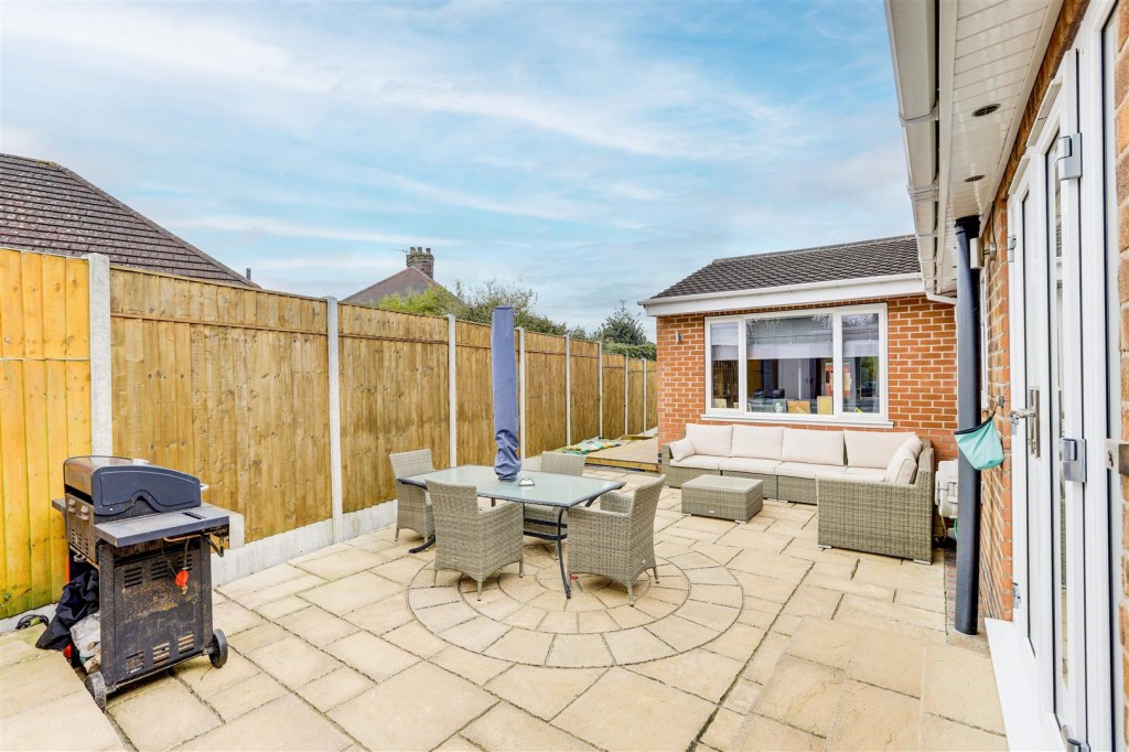 Abbey Close, Hucknall, Nottinghamshire, NG15 6PJ