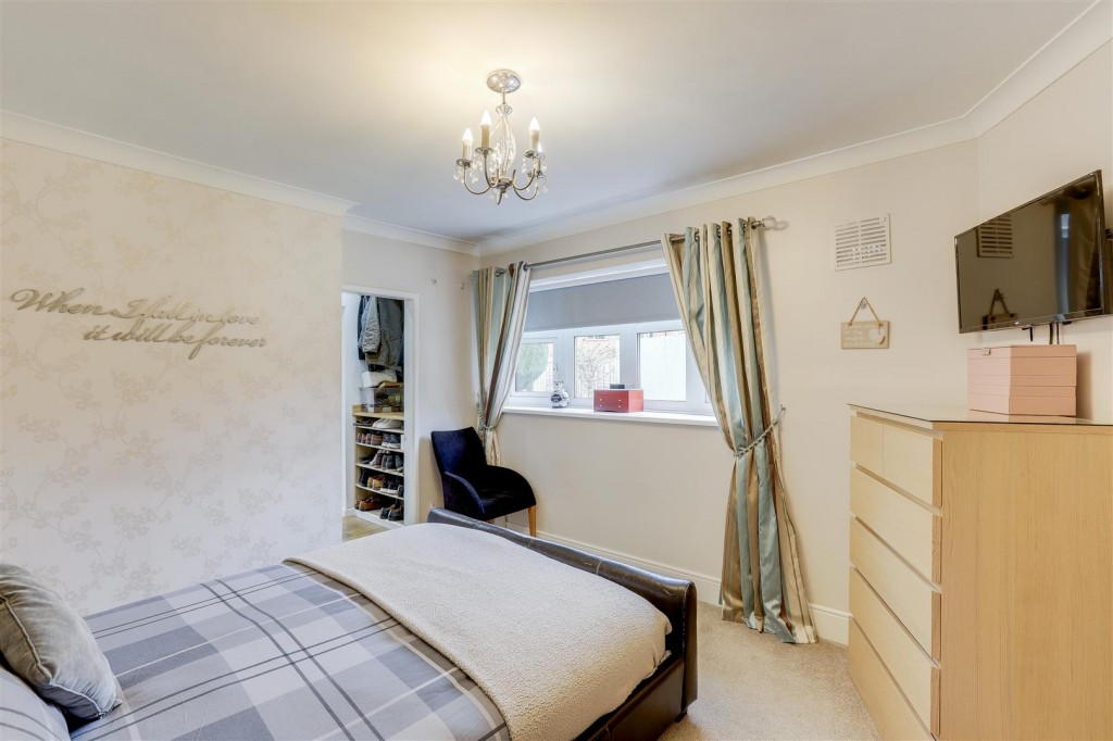 Abbey Close, Hucknall, Nottinghamshire, NG15 6PJ
