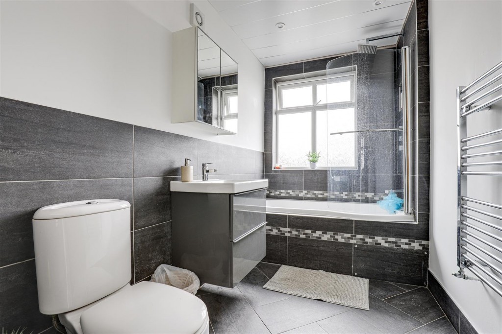 Marshall Hill Drive, Mapperley, Nottinghamshire, NG3 6FY