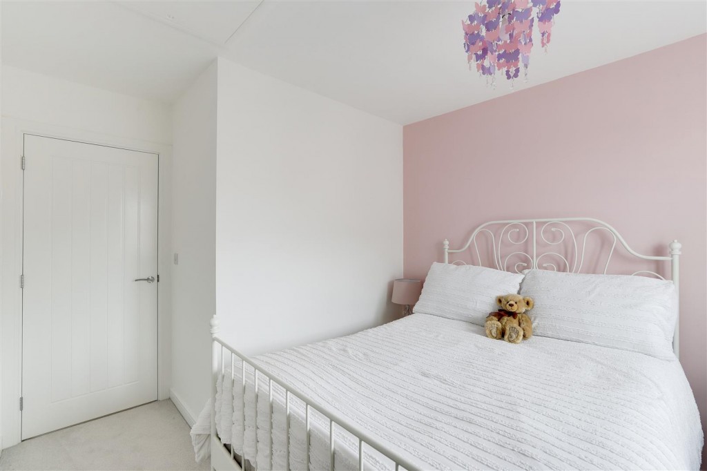 Fowler Close, Swadlincote, Derbyshire, DE11 7FX