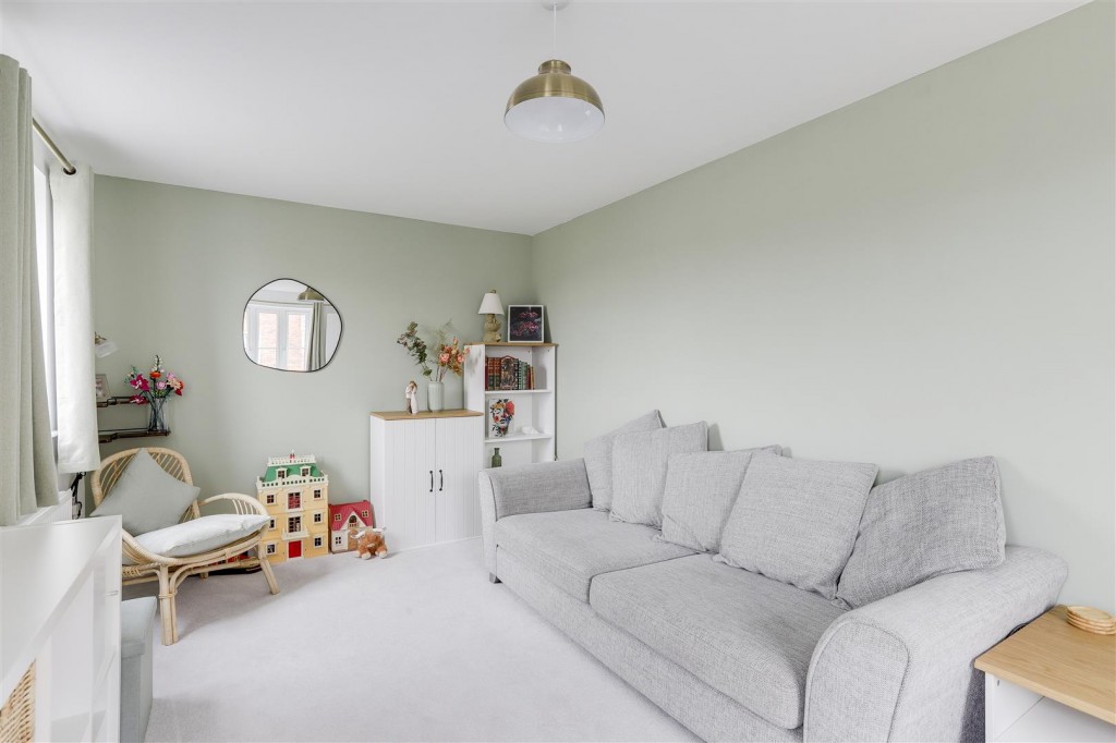 Fowler Close, Swadlincote, Derbyshire, DE11 7FX