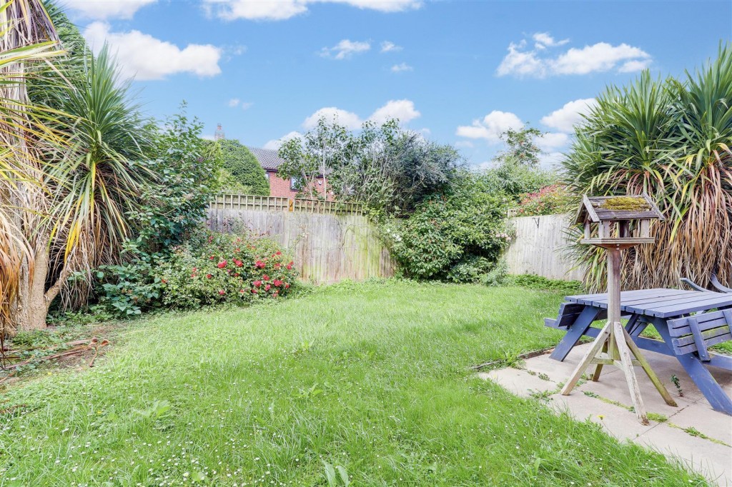 Axmouth Drive, Mapperley, Nottinghamshire, NG3 5SX