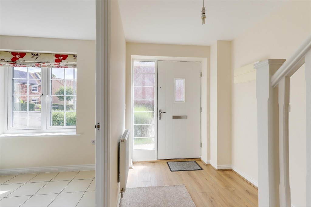 Axmouth Drive, Mapperley, Nottinghamshire, NG3 5SX