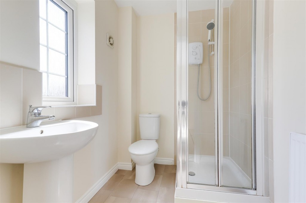 Axmouth Drive, Mapperley, Nottinghamshire, NG3 5SX