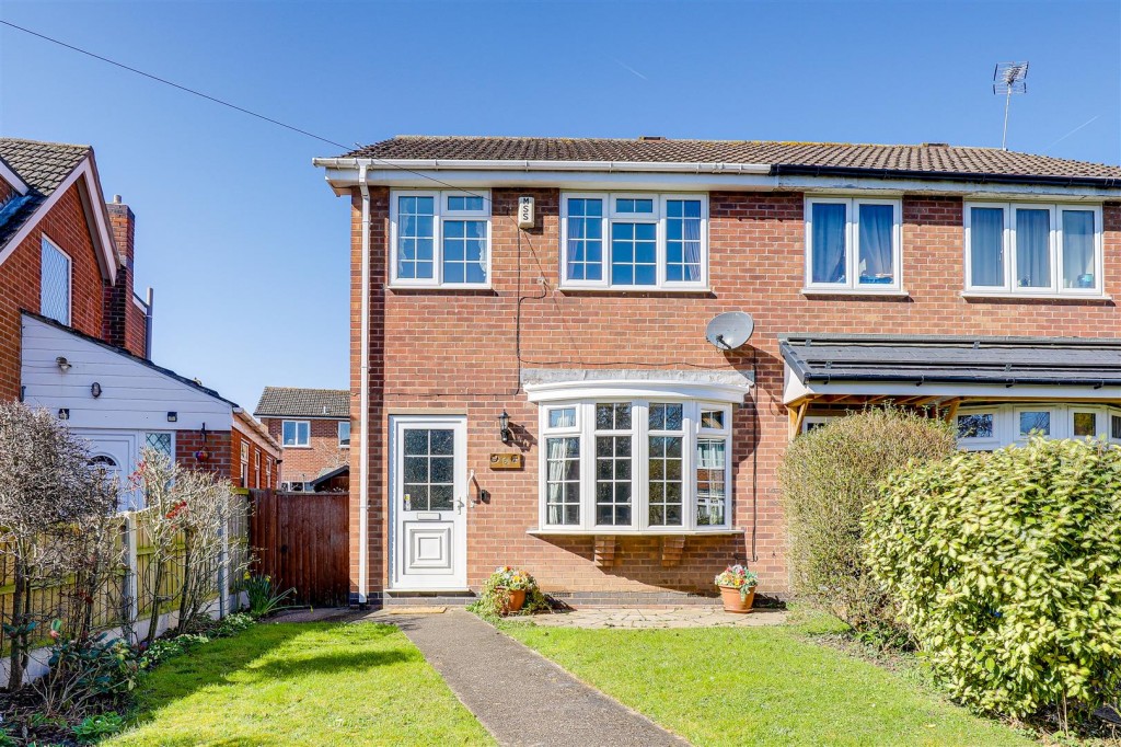 Plumtree Gardens, Calverton, Nottinghamshire, NG14 6GE