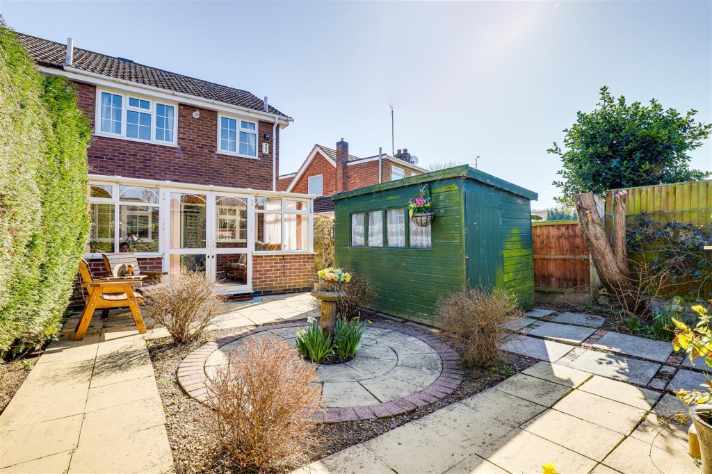 Plumtree Gardens, Calverton, Nottinghamshire, NG14 6GE