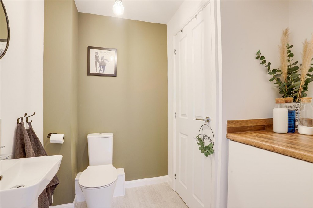 Wisteria Drive, Edwalton, Nottinghamshire, NG12 4HZ