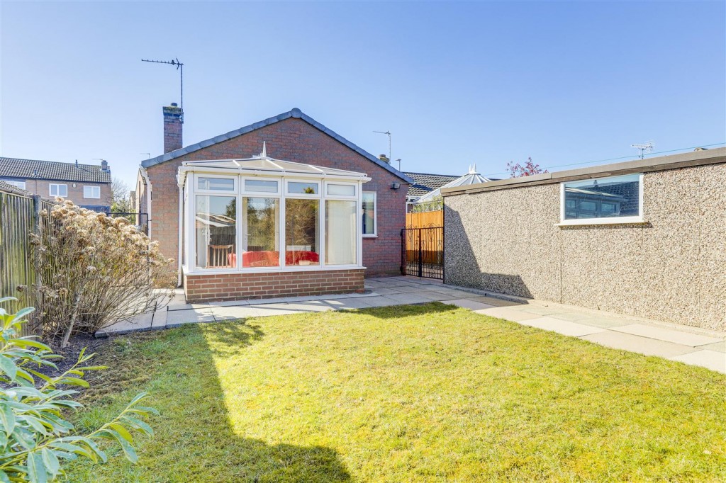 Albany Close, Hucknall, Nottinghamshire, NG15 6QZ