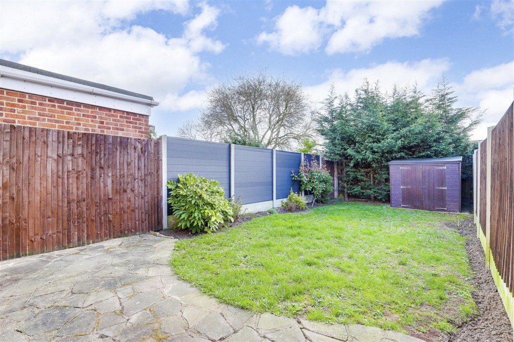 Valeside Gardens, Colwick, Nottinghamshire, NG4 2EP