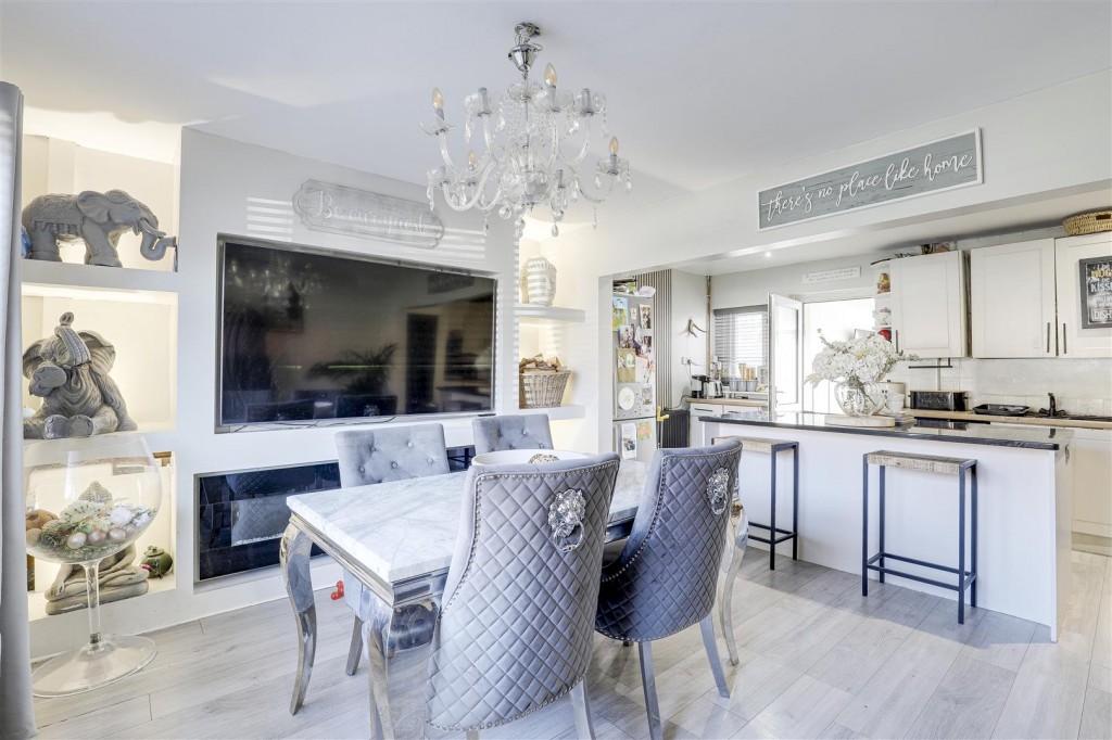 Alderton Road, Sherwood, Nottinghamshire, NG5 6DX