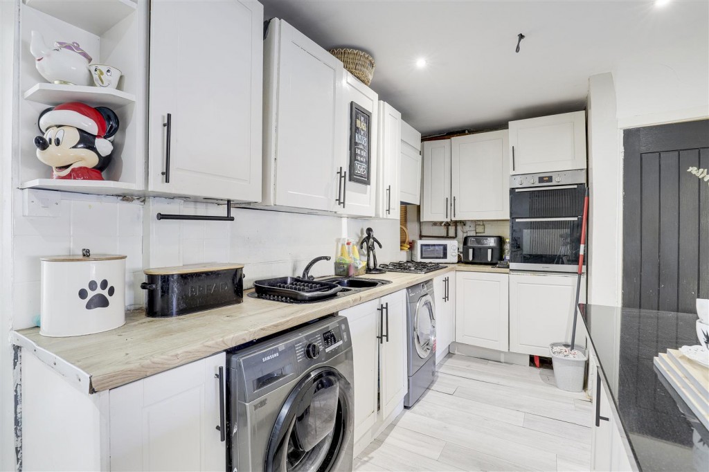 Alderton Road, Sherwood, Nottinghamshire, NG5 6DX