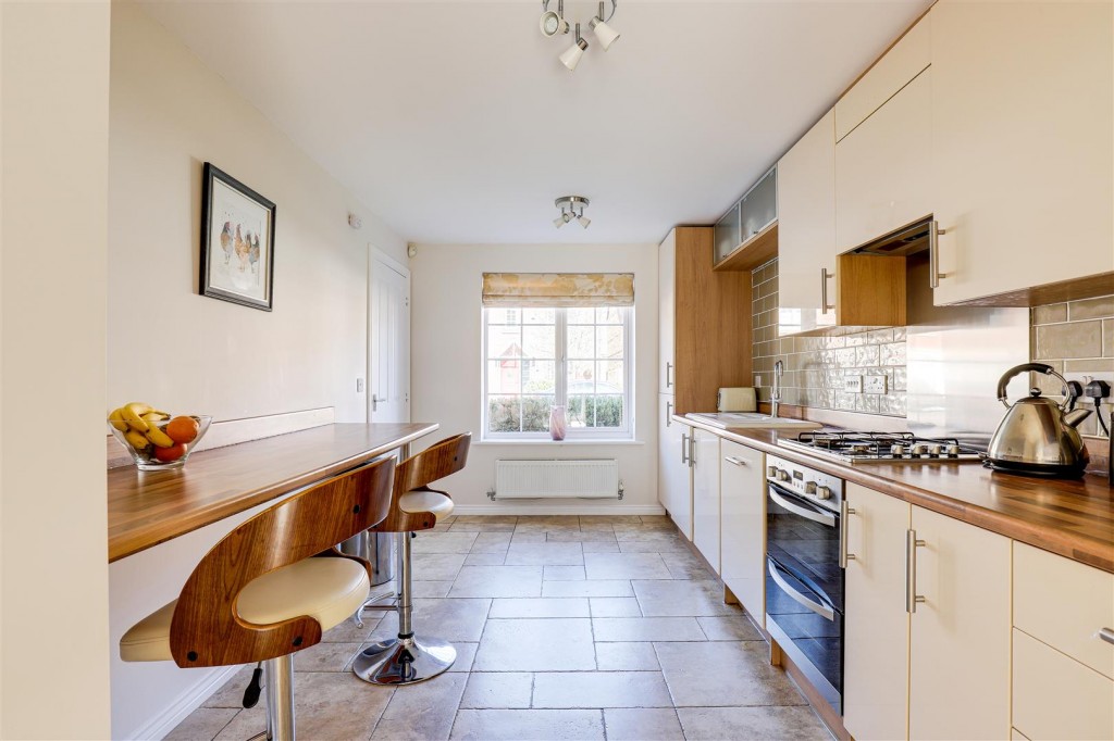 Bradstone Drive, Mapperley, Nottinghamshire, NG3 5SY