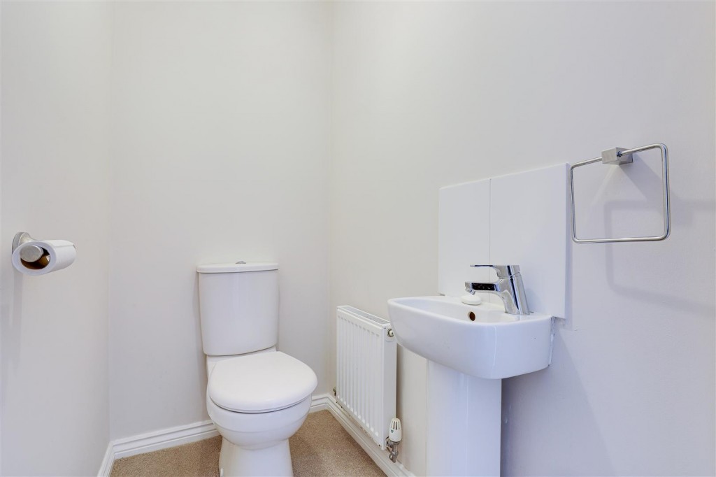 Bradstone Drive, Mapperley, Nottinghamshire, NG3 5SY