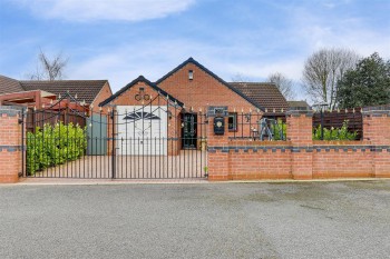 Marshall Close, Calverton, Nottinghamshire, NG14 6RE