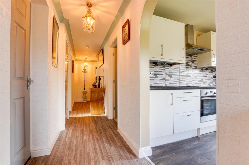 Marshall Close, Calverton, Nottinghamshire, NG14 6RE