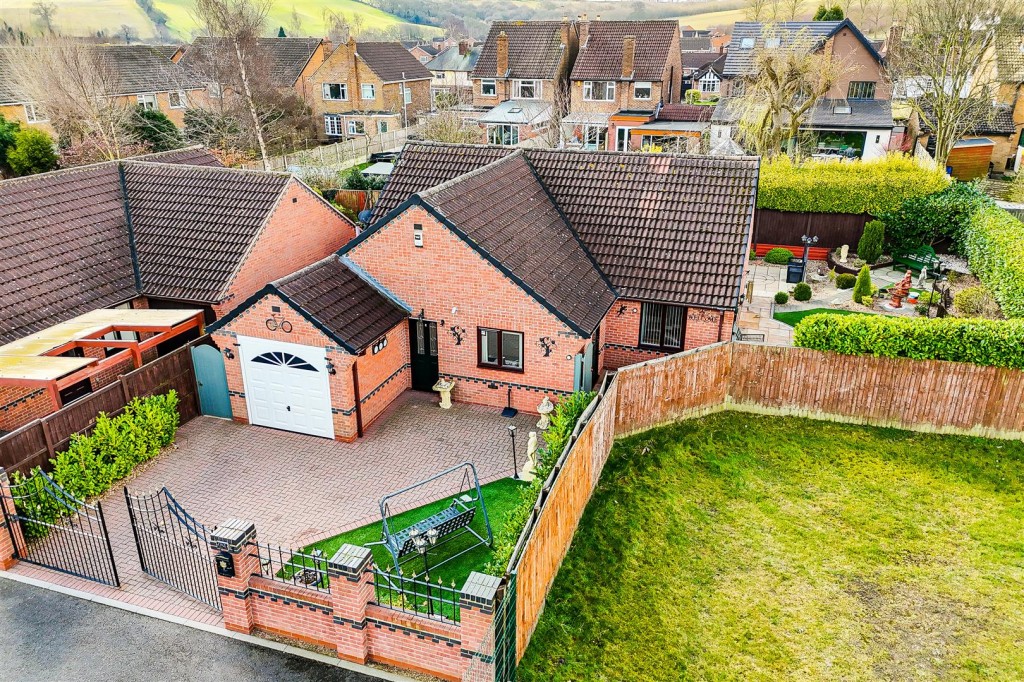 Marshall Close, Calverton, Nottinghamshire, NG14 6RE
