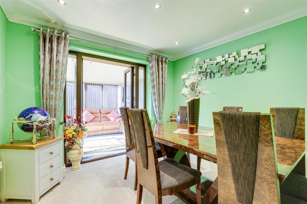 Marshall Close, Calverton, Nottinghamshire, NG14 6RE