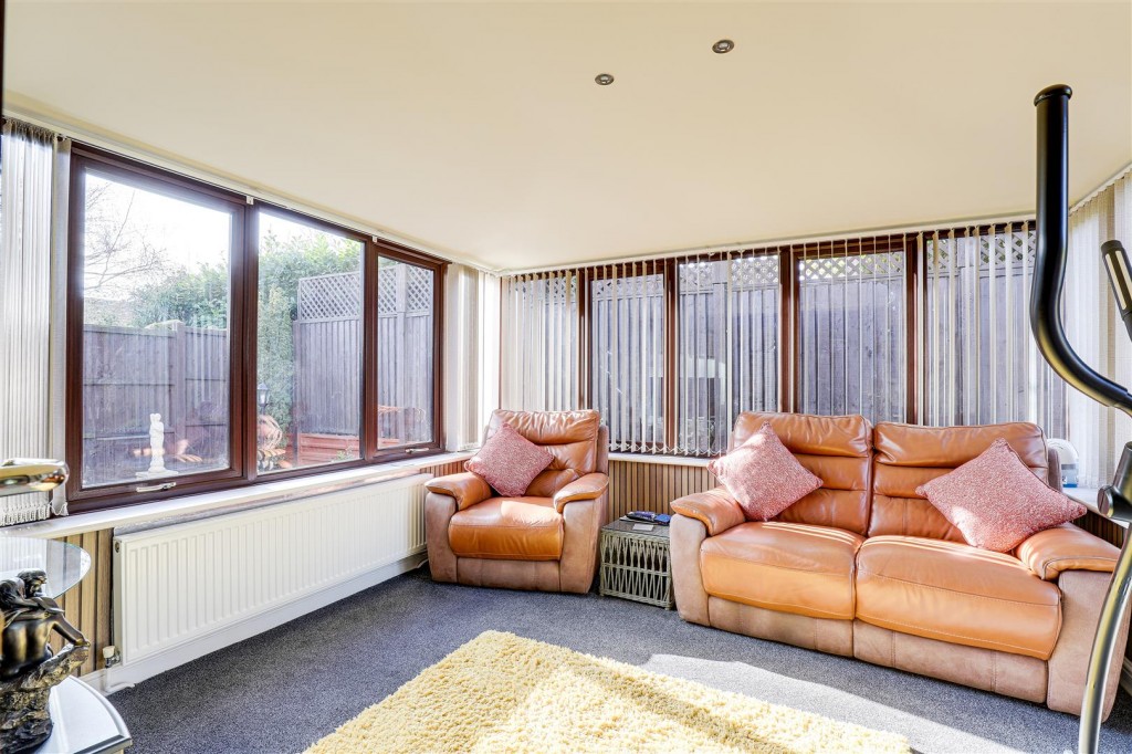 Marshall Close, Calverton, Nottinghamshire, NG14 6RE