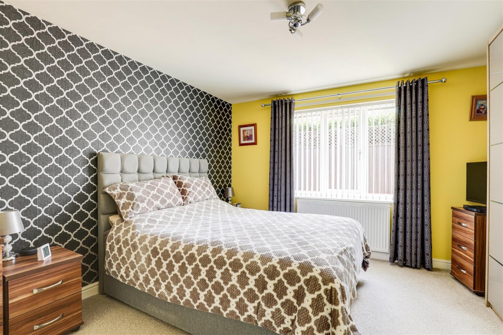 Marshall Close, Calverton, Nottinghamshire, NG14 6RE