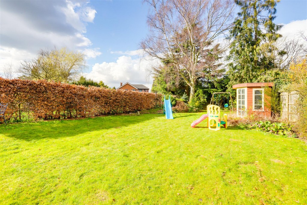 Loughborough Road, West Bridgford, Nottinghamshire, NG2 7FD