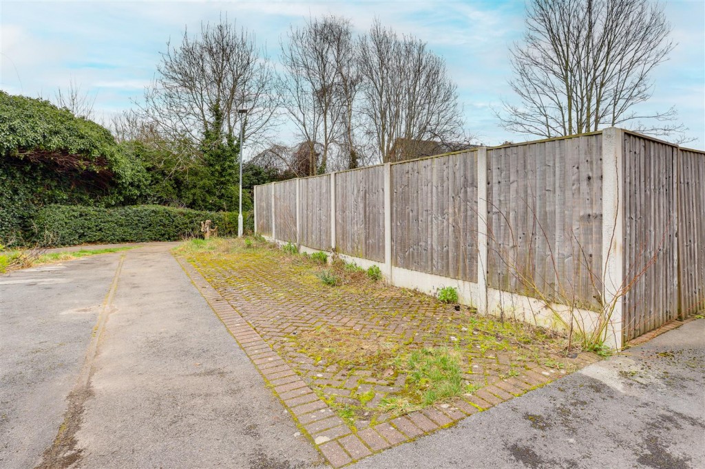Hotspur Drive, Colwick, Nottinghamshire, NG4 2BS