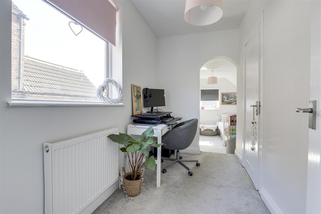 Vale Road, Colwick, Nottinghamshire, NG4 2GN