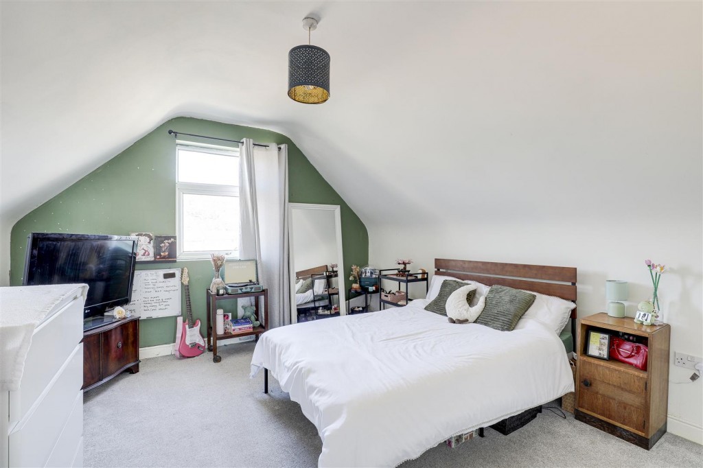 Vale Road, Colwick, Nottinghamshire, NG4 2GN