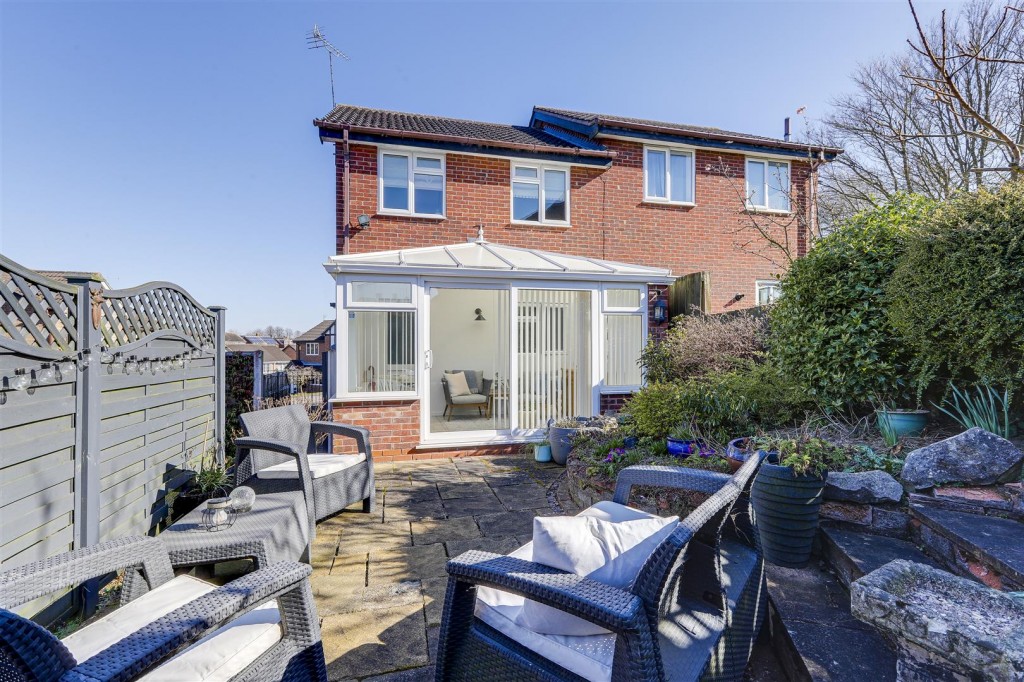 Longfellows Close, Bestwood Park, Nottinghamshire, NG5 5UD