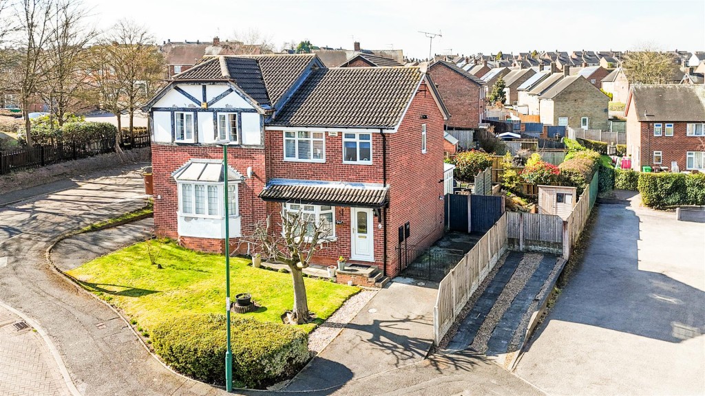 Longfellows Close, Bestwood Park, Nottinghamshire, NG5 5UD