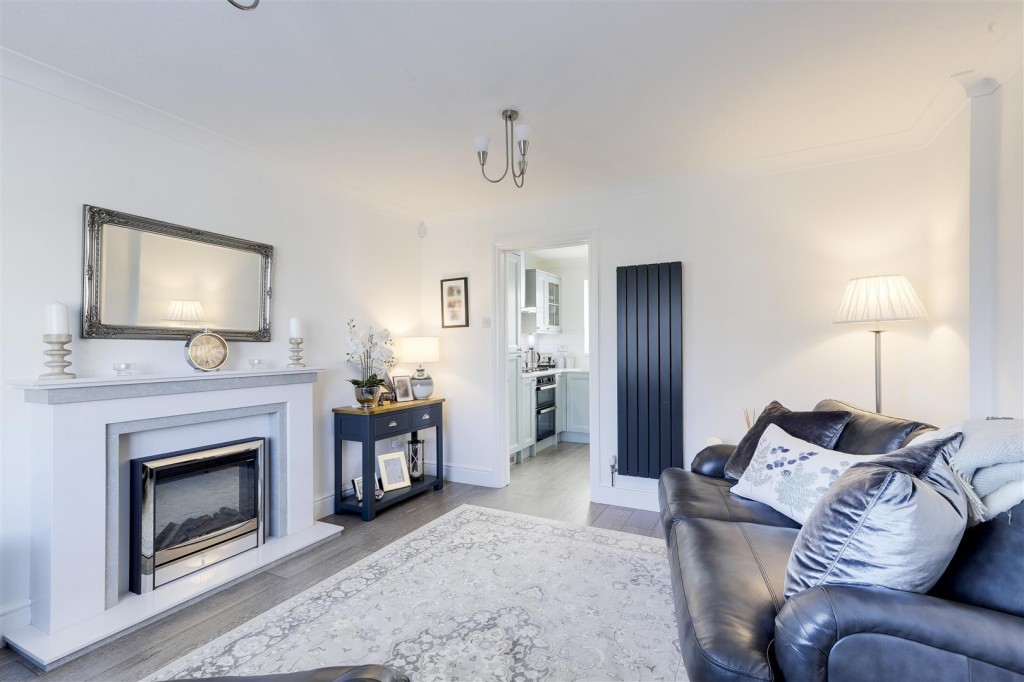 Longfellows Close, Bestwood Park, Nottinghamshire, NG5 5UD