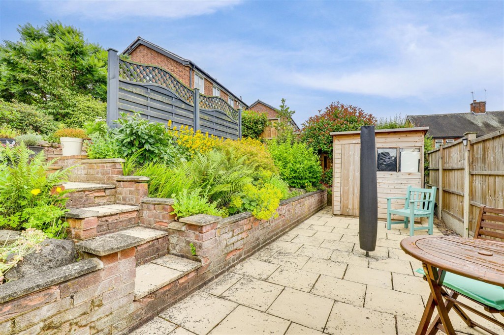 Longfellows Close, Bestwood Park, Nottinghamshire, NG5 5UD