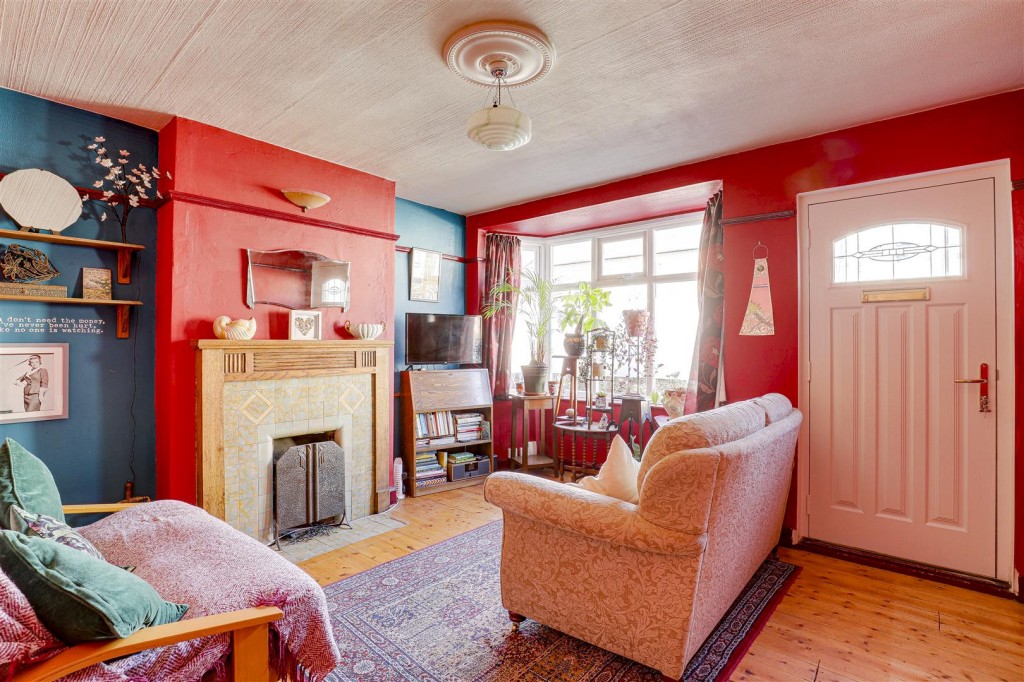 Isandula Road, Basford, Nottinghamshire, NG7 7ES