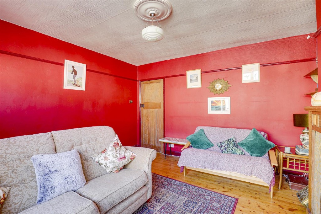 Isandula Road, Basford, Nottinghamshire, NG7 7ES
