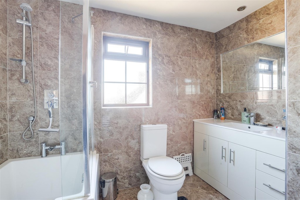 Haslemere Road, Bobbersmill, Nottinghamshire, NG8 5GJ