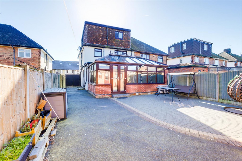 Haslemere Road, Bobbersmill, Nottinghamshire, NG8 5GJ