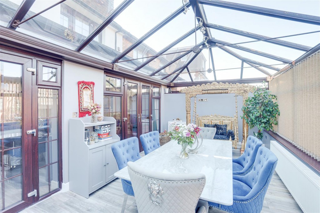 Haslemere Road, Bobbersmill, Nottinghamshire, NG8 5GJ