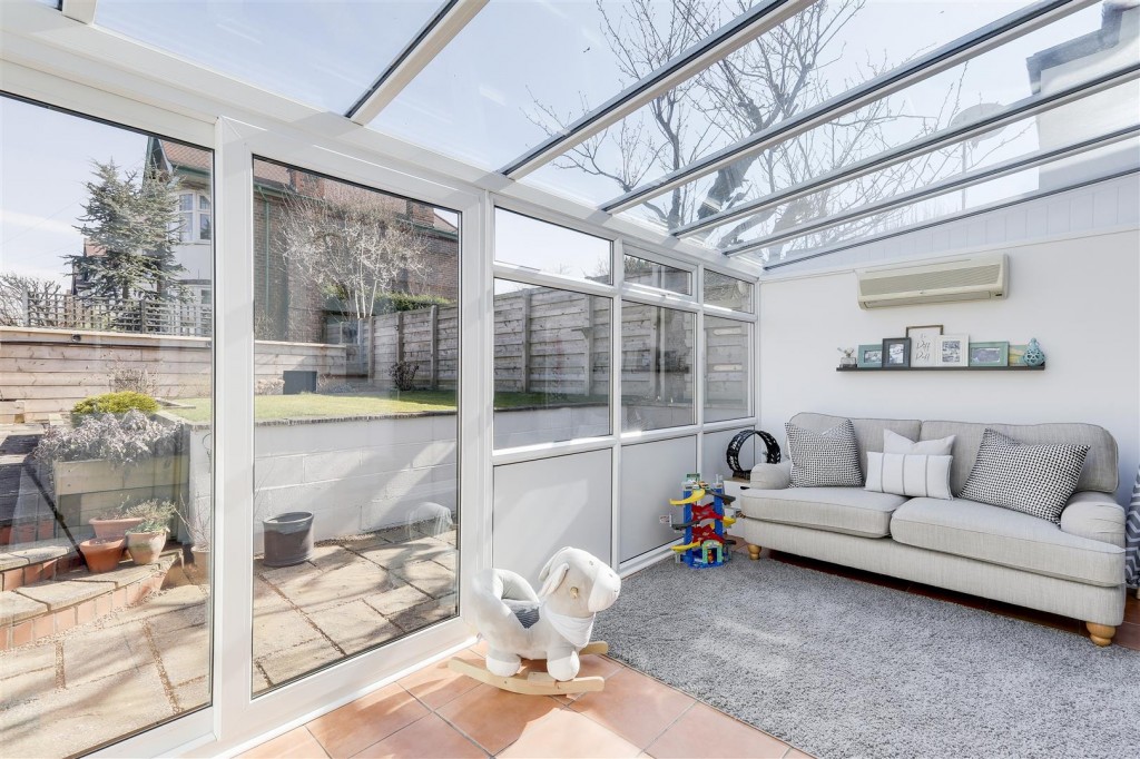 Coningsby Road, Woodthorpe, Nottinghamshire, NG5 4LG