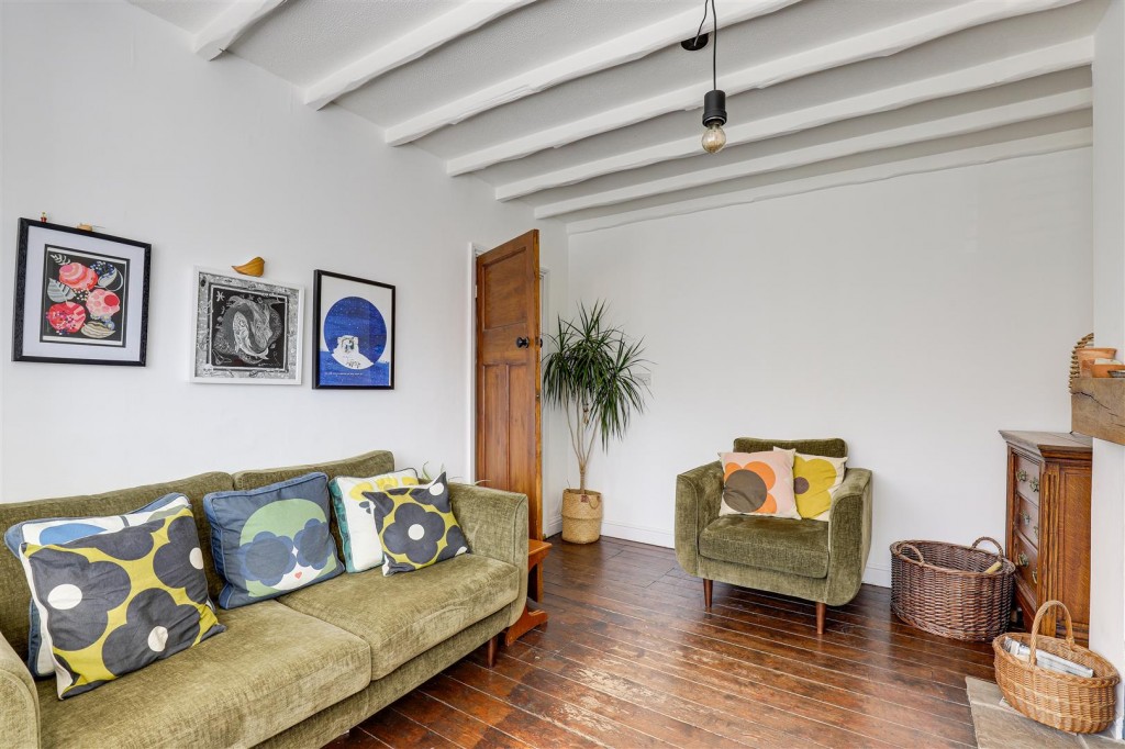 Whittingham Road, Mapperley, Nottinghamshire, NG3 6BJ