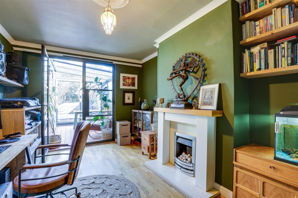 Whittingham Road, Mapperley, Nottinghamshire, NG3 6BJ