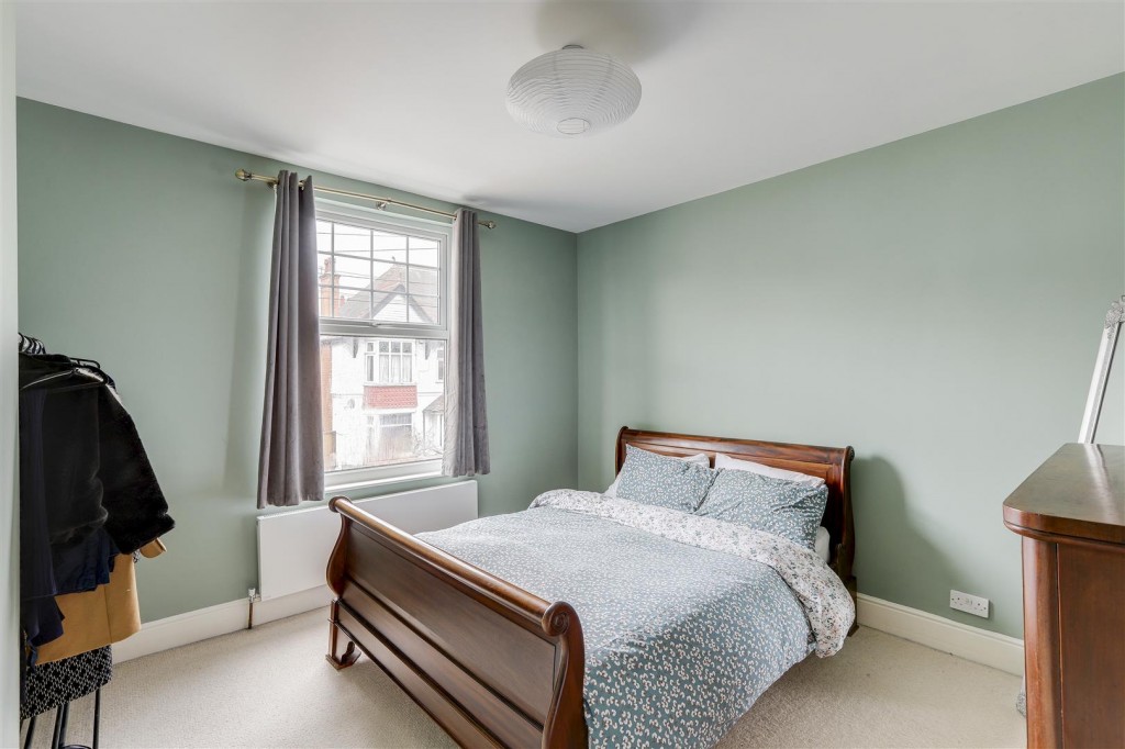 Station Road, Beeston, Nottinghamshire, NG9 2AZ