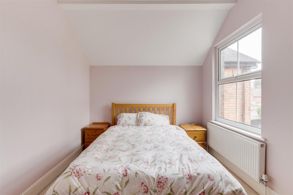 Station Road, Beeston, Nottinghamshire, NG9 2AZ