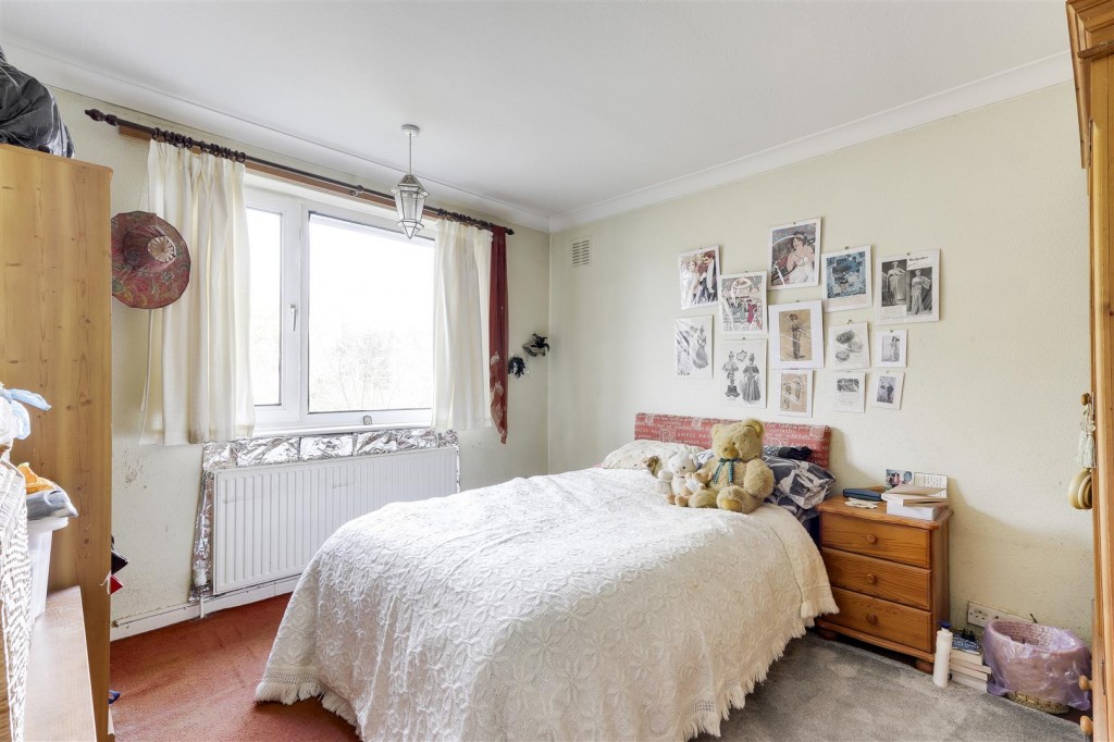 Aspley Park Drive, Nottinghamshire, NG8 3EG